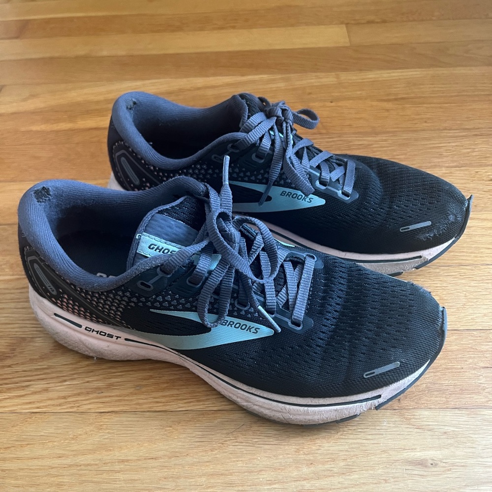 Brooks Ghost 14 running shoes